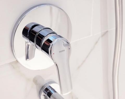 วาล์วฝักบัวมีปัญหาหยุดหัวเสีย แล้วมาเลือกสิ่งที่ดีที่สุดให้ห้องน้ำ